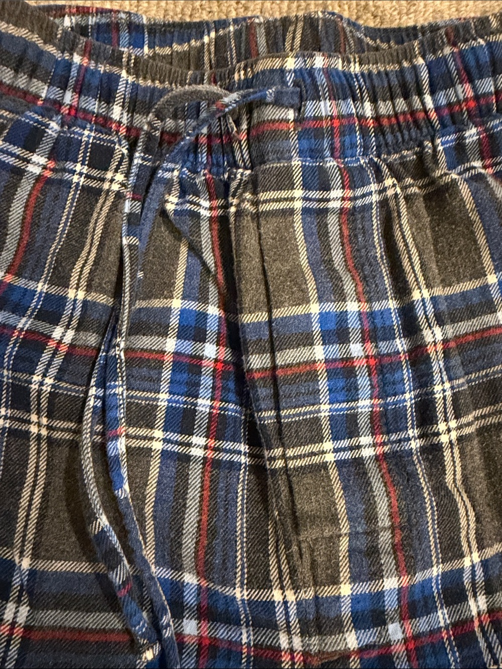 LANDS END MEN'S GRAY BLUE, RED & WHITE PLAID LOUNGE PANTS SIZE SMALL/TALL - Picture 4 of 8